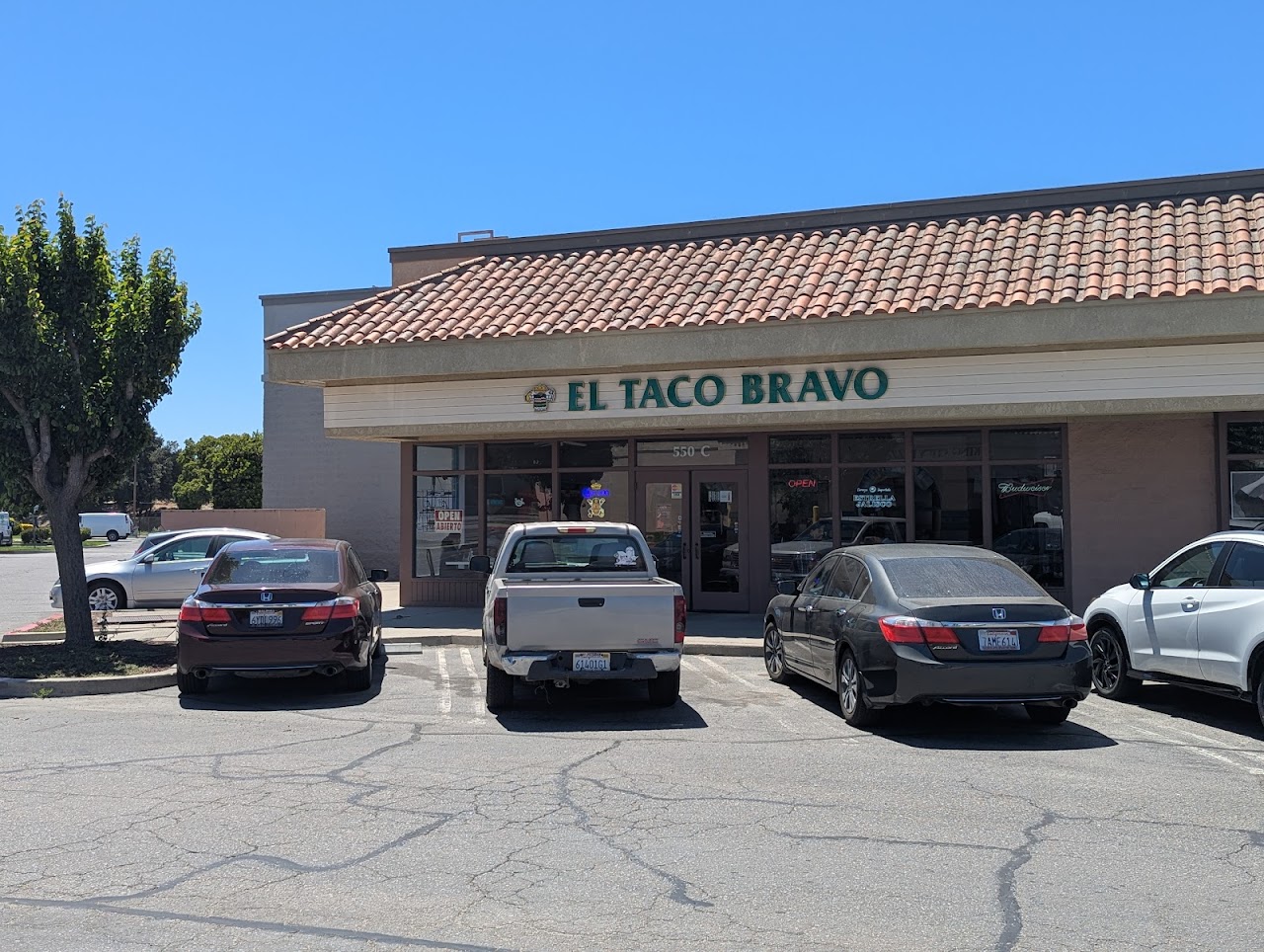 El Taco Bravo Restaurant