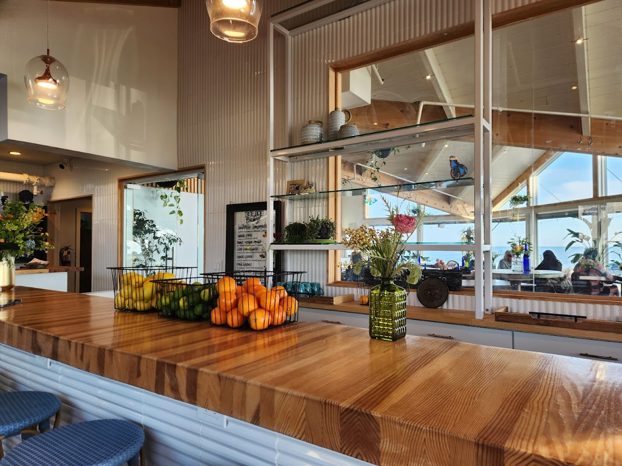 Crema Restaurant