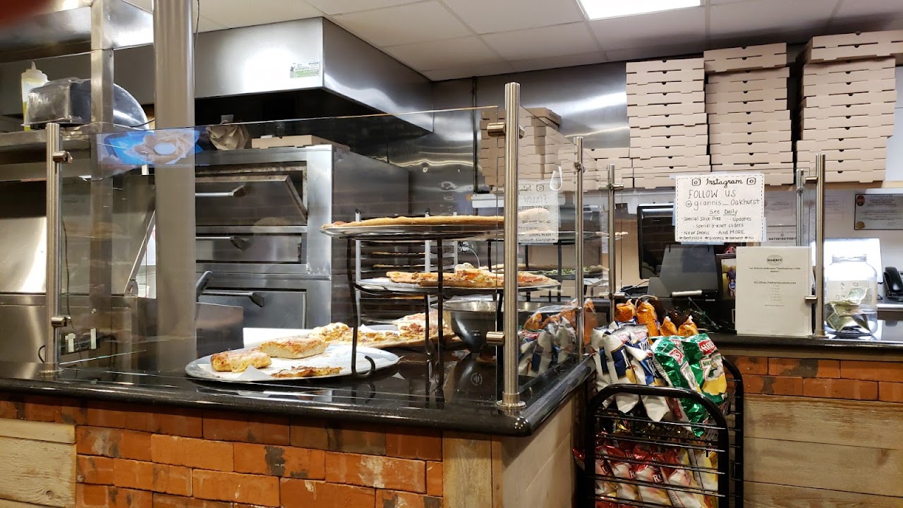 Gianni's Pizzeria