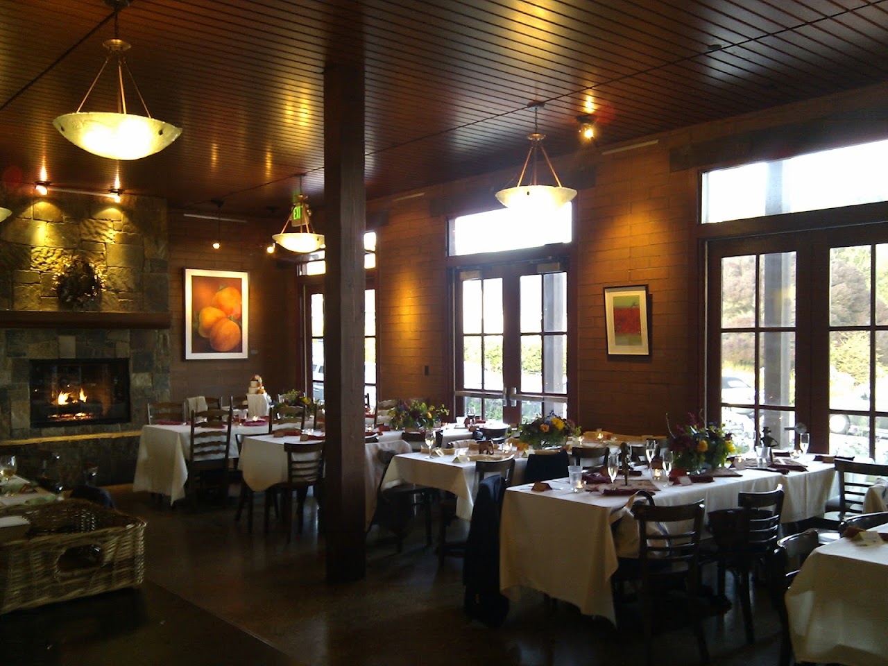 Davenport Roadhouse Restaurant & Inn