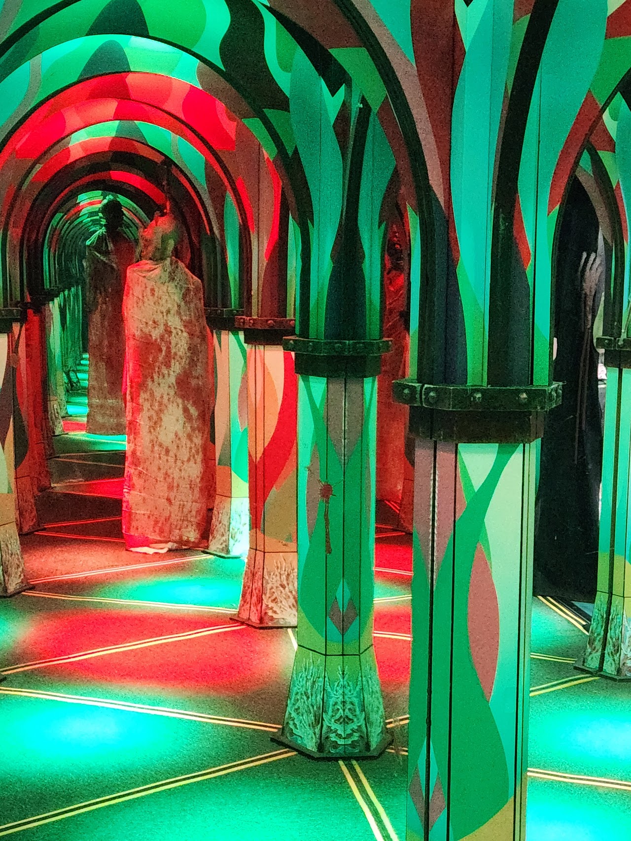 Monterey Mirror Maze and Laser Challenge