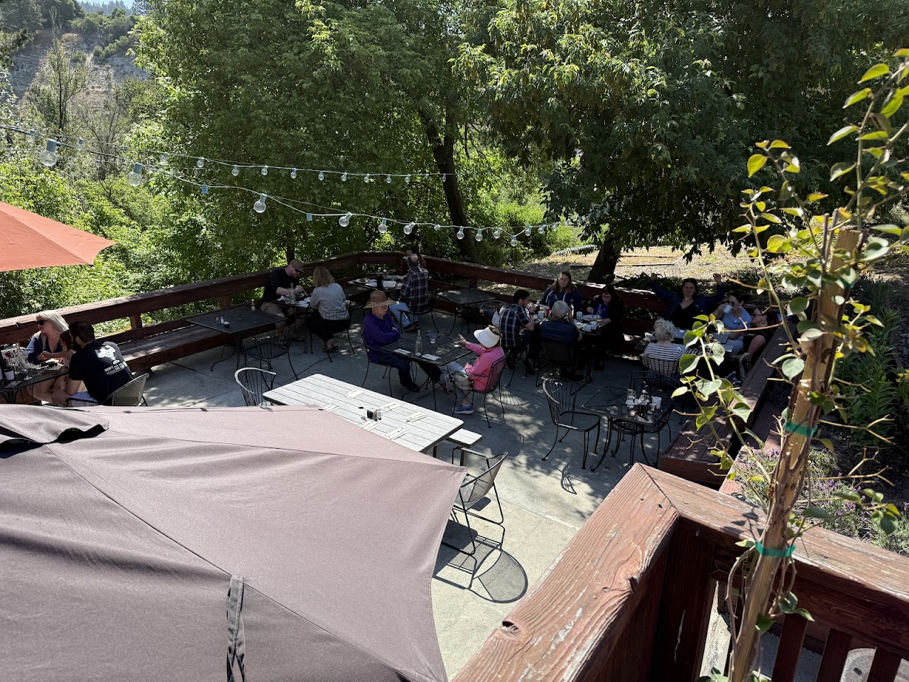 Heavenly Roadside Café