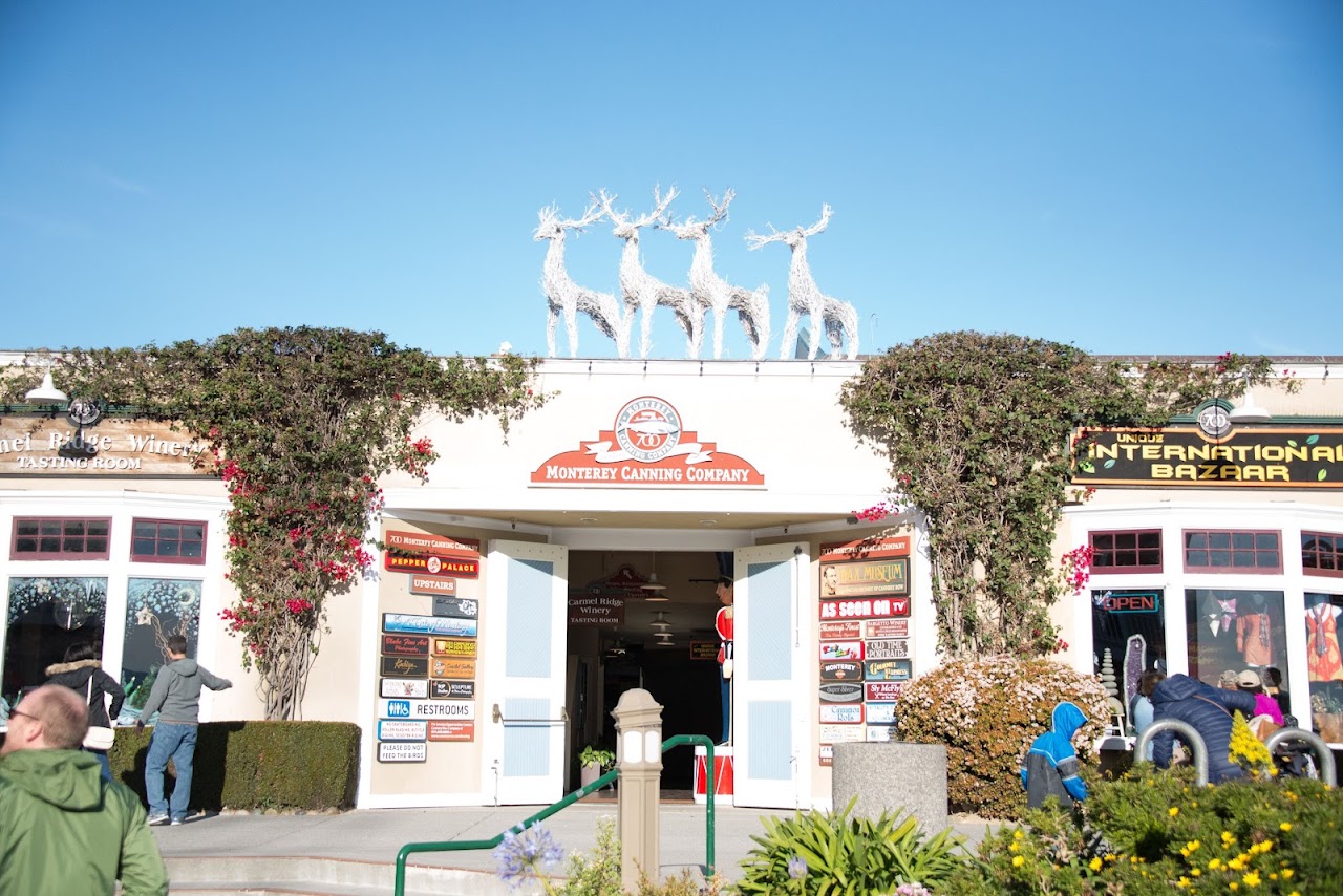 The Pebble Beach Outlet Shop